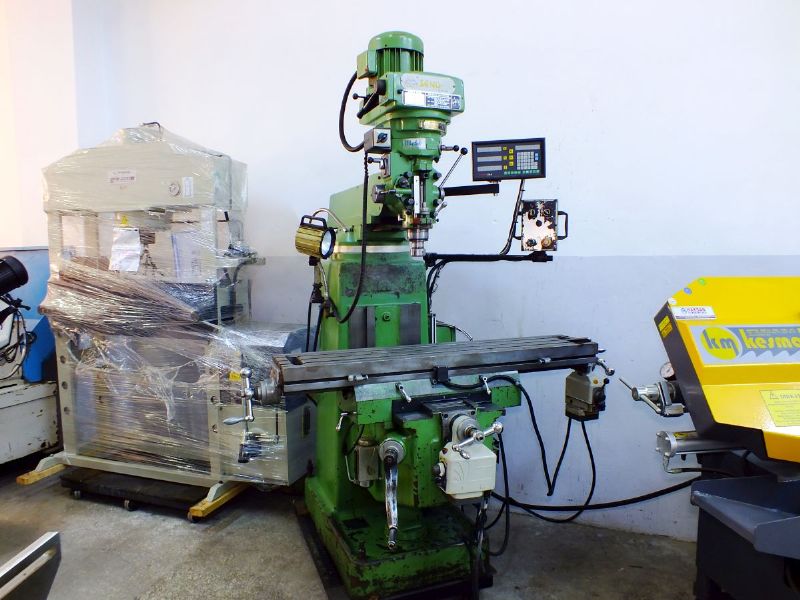 Used Knee Type Milling Machine With 3 Axis DRO System